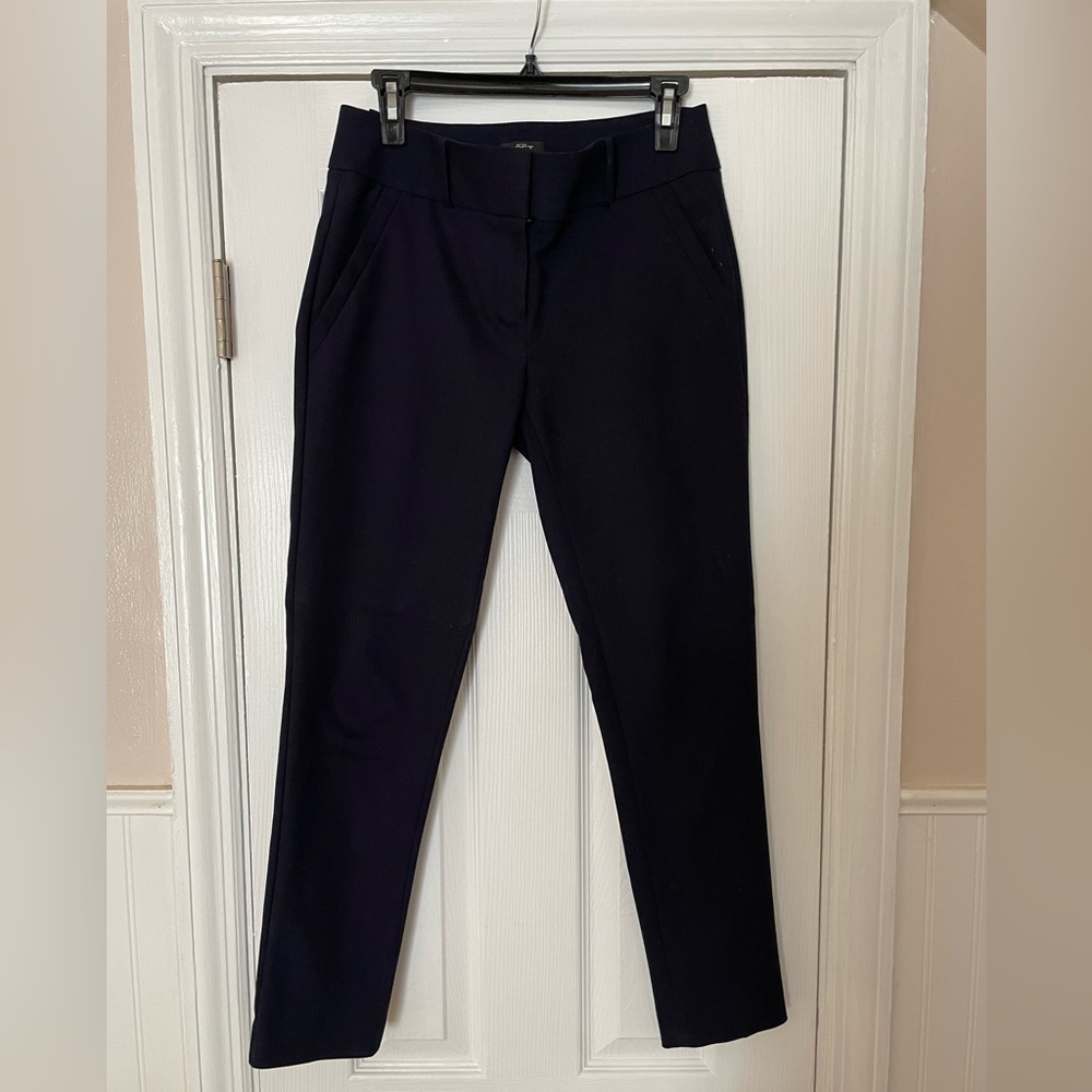 LOFT Navy Skinny Dress Pant. Size 2